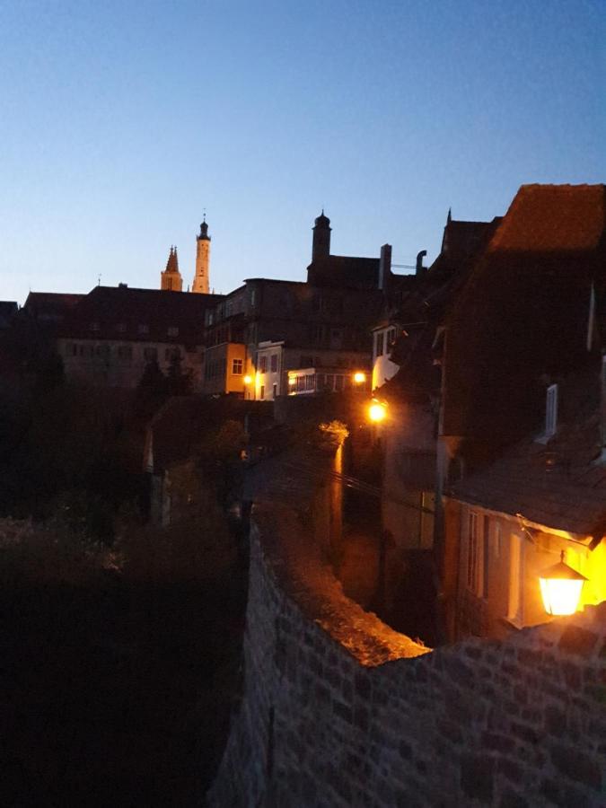 Gaestehaus Am Weissen Turm Rothenburg ob der Tauber Luaran gambar