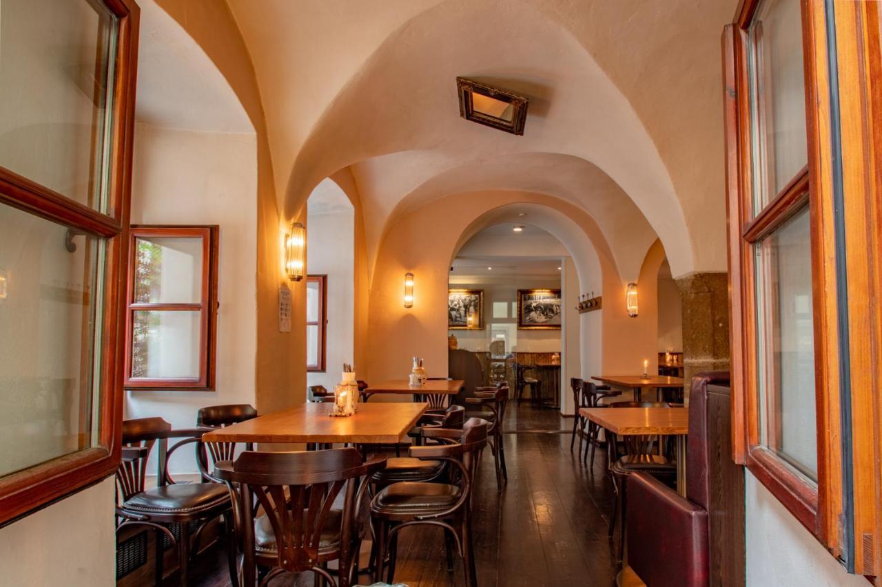 Gaestehaus Am Weissen Turm Rothenburg ob der Tauber Luaran gambar